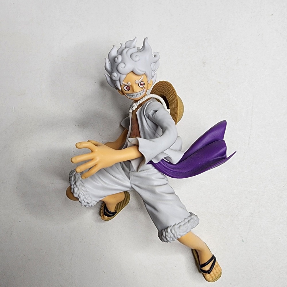 One Piece Monkey D. Luffy The Grandline Series DXF Figure‎
